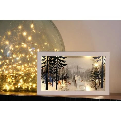 Paysage De Noël Dans Cadre En Bois, Scène Hivernale Dans Cadre Lumineux Motifs Cerfs Dans La Forêt Hx15cm Lx25cm. Ref 3999 4 Paysage De Noël Dans Cadre En Bois, Scène Hivernale Dans Cadre Lumineux Motifs Cerfs Dans La Forêt Hx15cm Lx25cm. Ref 3999 – Image 2