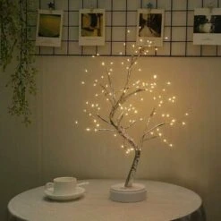 Lumière De Table Pour Arbre Bonsaï 108 LED Lumière Artificielle Pour Arbre De Noël Miniature Fonctionnant Sur Batterie/USB Branches Réglables Pour La Décoration Des Vacances à La Maison (blanc Chaud) 9 Lumière De Table Pour Arbre Bonsaï 108 LED Lumière Artificielle Pour Arbre De Noël Miniature Fonctionnant Sur Batterie/USB Branches Réglables Pour La Décoration Des Vacances à La Maison (blanc Chaud) -Lemax Decor Magasin 68767438 3